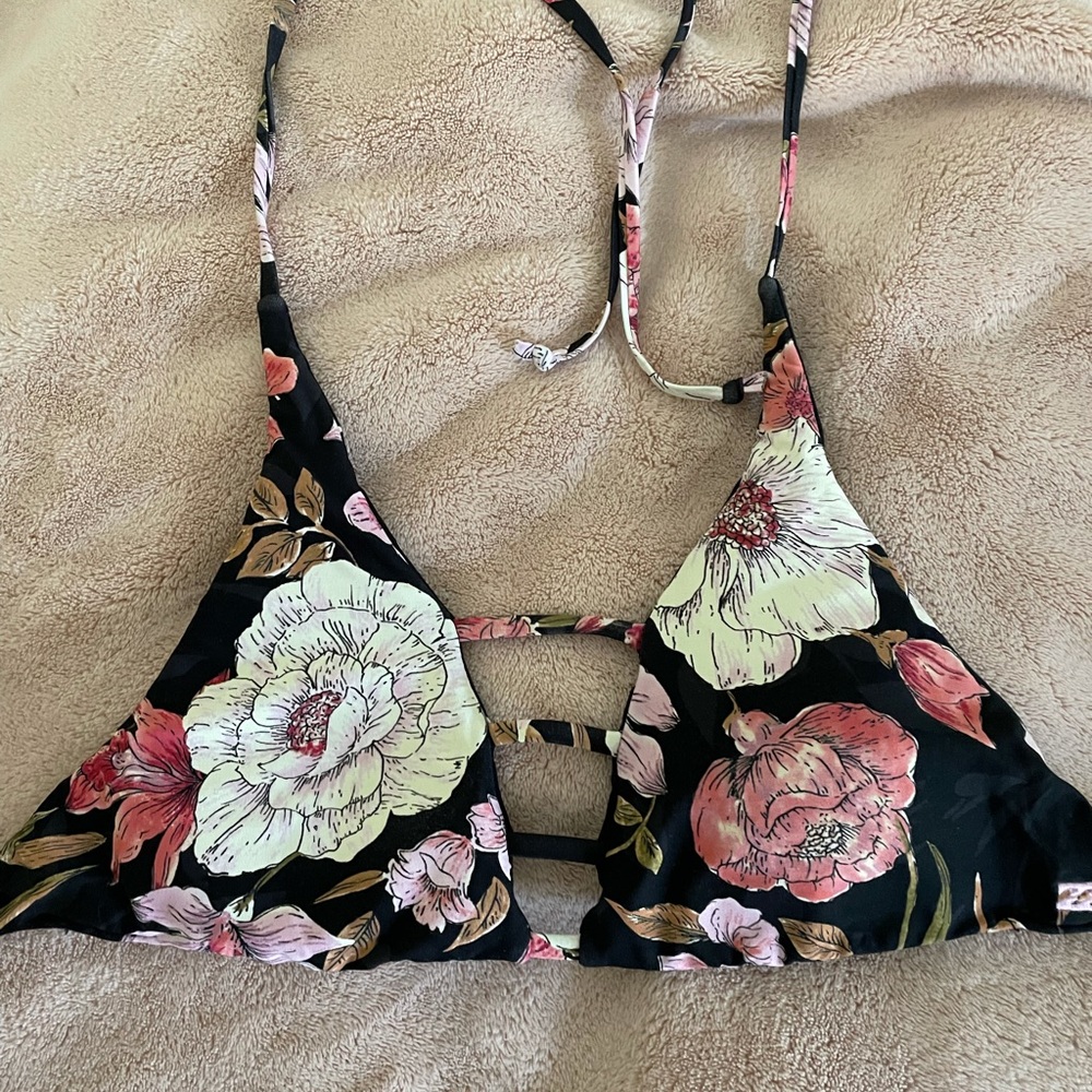 Billabong reversible swimsuit